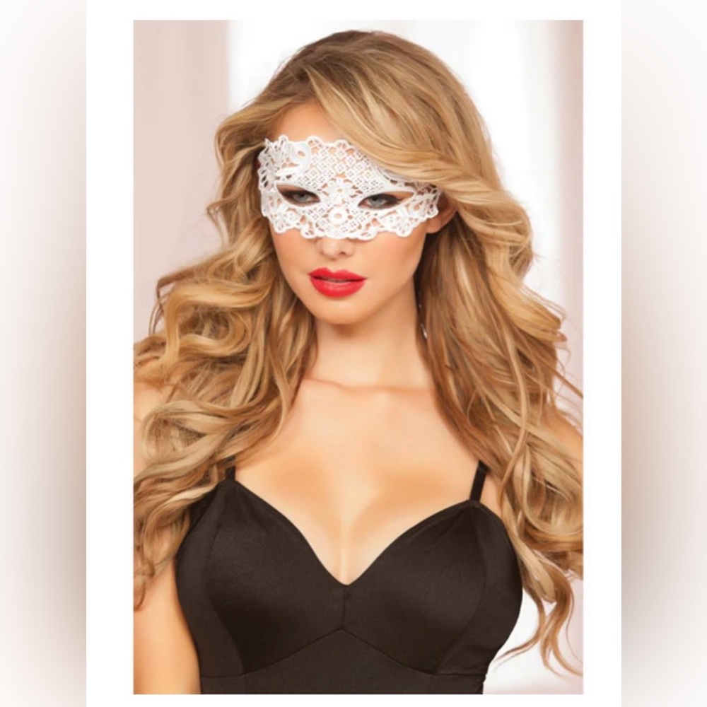 SEXY LACE EYE MASK